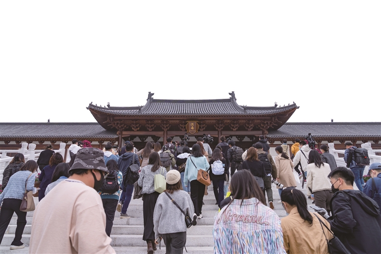 德壽宮一票難求，杭州流行博物館熱
