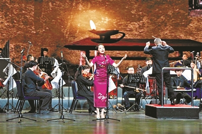 感受鄉韻的獨特魅力  寧波市甬劇團建團70周年演唱會舉行