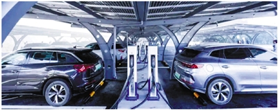 省市民生實事均提前超額完成 “續航”新能源汽車充電“最后一公里”