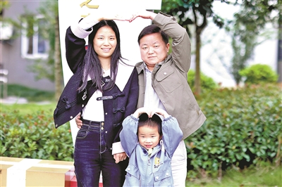 從“同事”到“夫妻”，他們攜手定居康橋 這場由“娘家人”操辦的婚禮讓人期待值拉滿